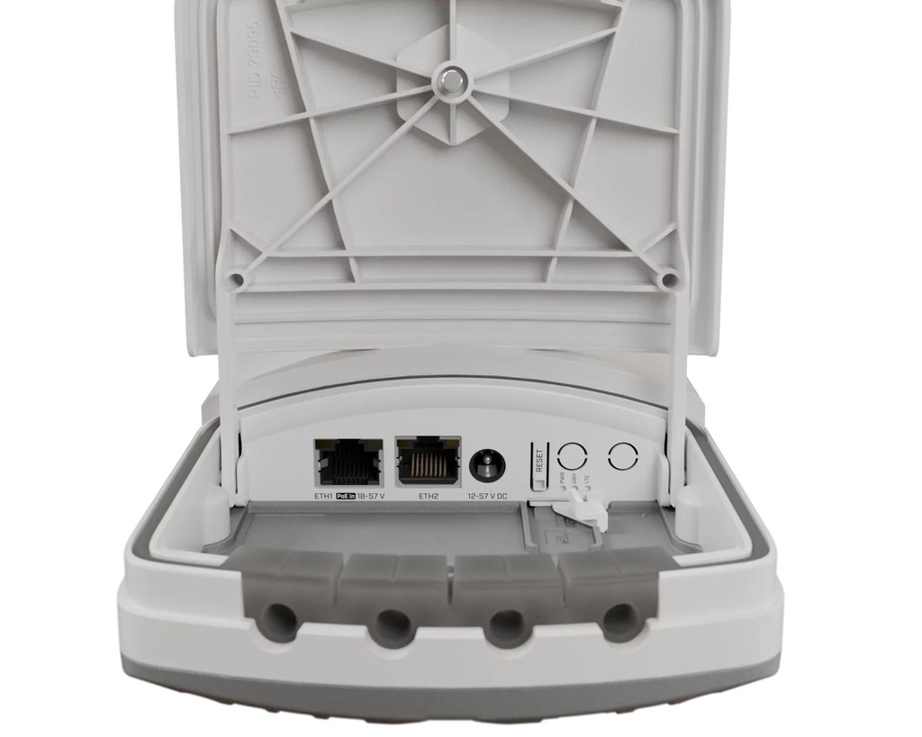 WAPGR-5HAXD2HAXD&R11E-LTE7 3